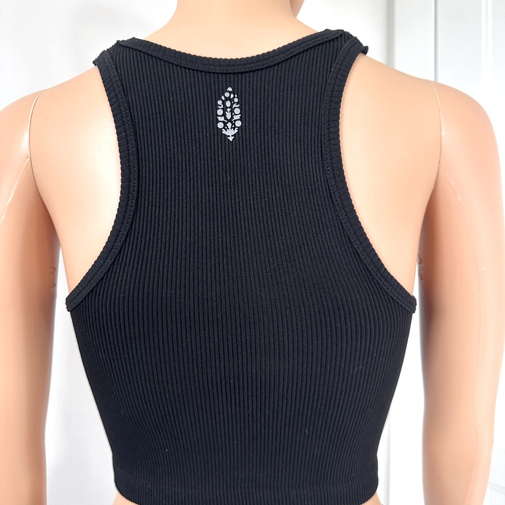 FP Happiness Runs Muscle Tank